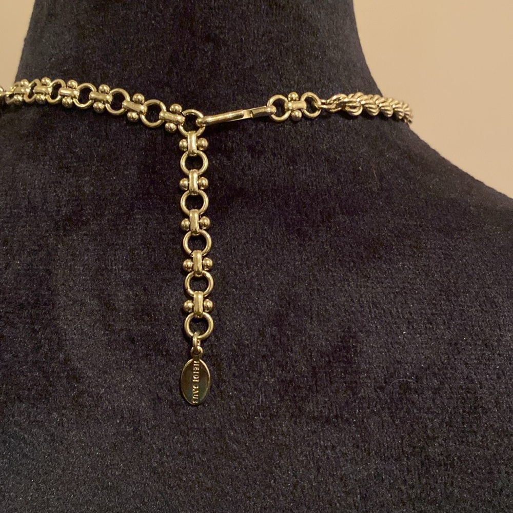 Neckalace - Picture 4 of 5